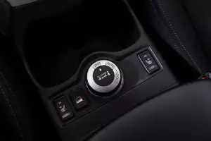 Nissan  3