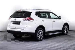 Nissan  16