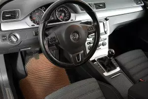 Volkswagen  10