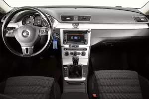 Volkswagen  9