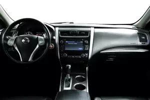 Nissan  7