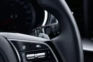 Kia  9