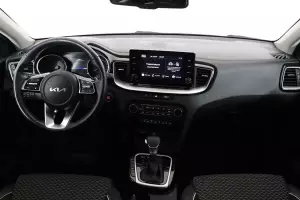Kia  8