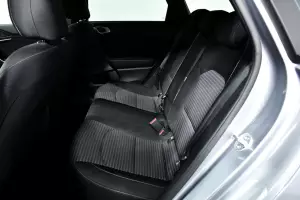 Kia  11