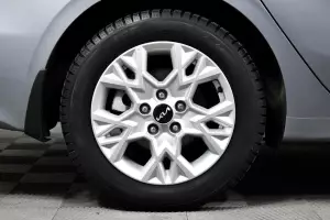 Kia  7