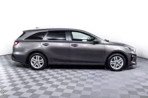 Kia  3