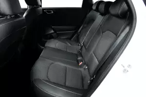 Kia  11