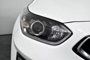 Kia  6