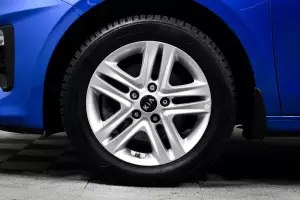 Kia  7