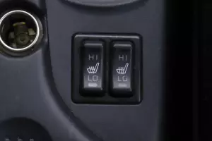 Mitsubishi  12
