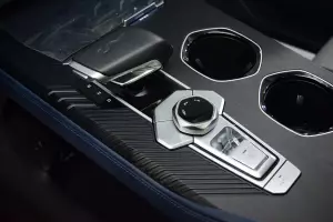 Changan  8