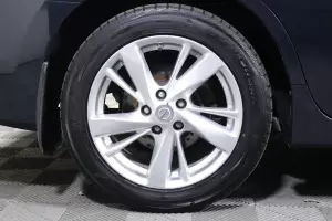 Nissan  6
