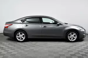 Nissan  3