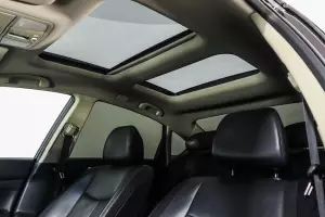 Nissan  12