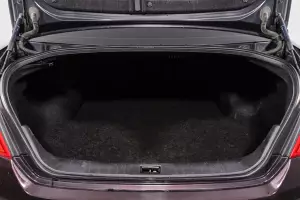 Nissan  6