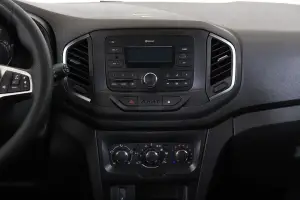 ВАЗ (Lada)  11