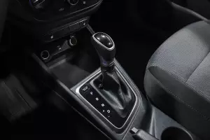 Hyundai  9