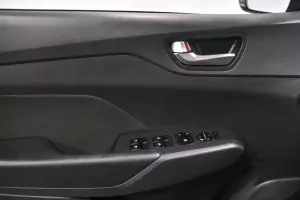 Hyundai  11