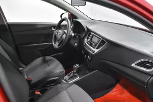 Hyundai  7