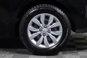 Hyundai  6