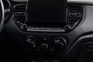 Hyundai  10