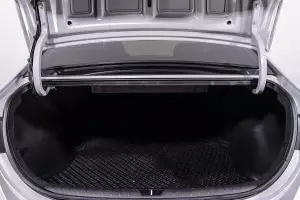 Hyundai  6