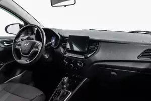 Hyundai  8