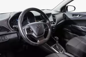 Hyundai  9