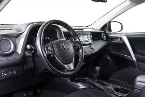 Toyota  11