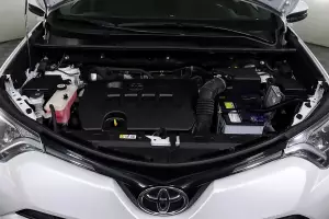 Toyota  6