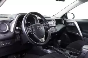 Toyota  8