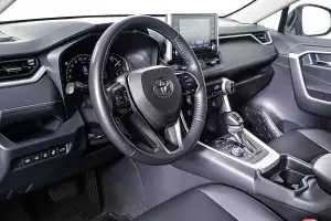 Toyota  11