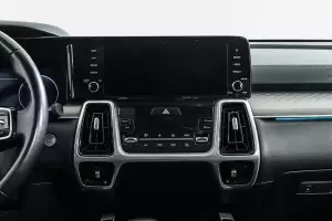 Kia  17