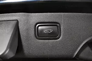 Kia  3