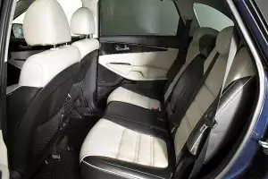 Kia  2