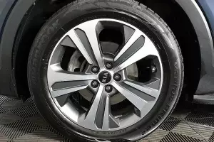 Kia  15