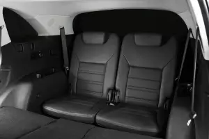 Kia  12