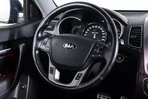 Kia  13