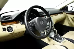 Volkswagen  10