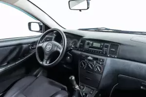 Toyota  8