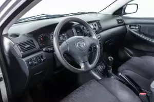 Toyota  9