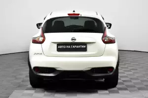 Nissan  5