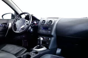 Ниссан  8